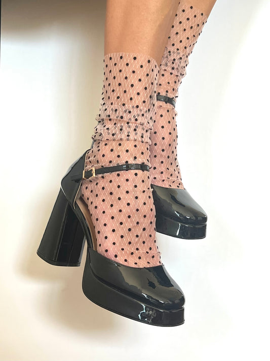 Rožinės su juodais taškeliais